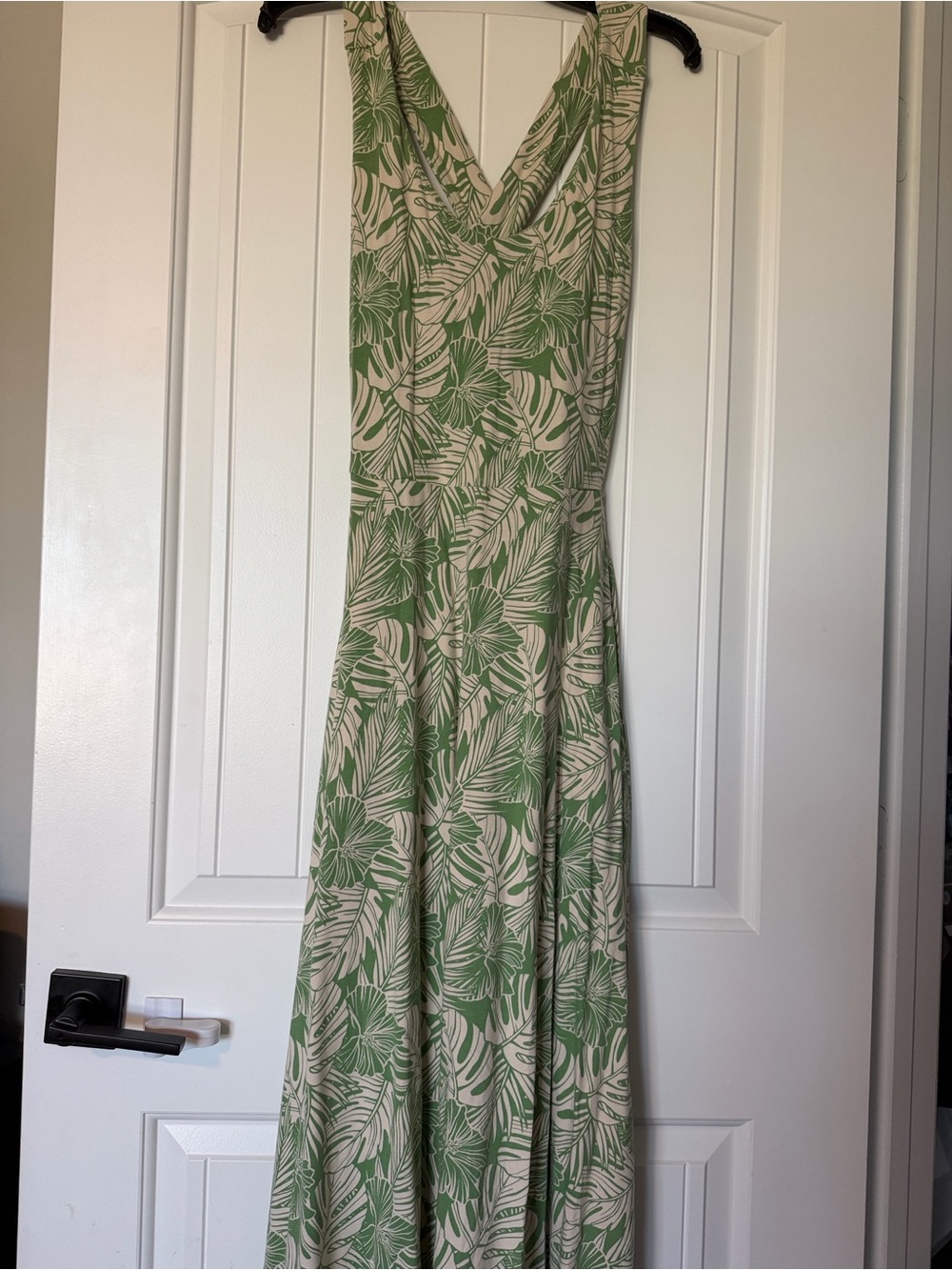 Jade Palms Fit & Flare Open Back Maxi Dress - Picture 2 of 5